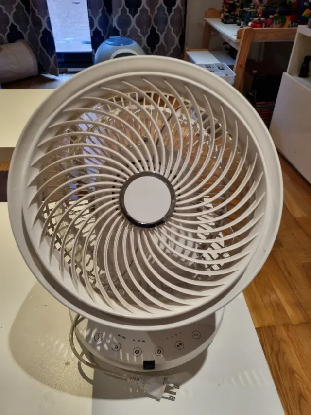 Ventilador circular Corte Inglés con 4 velocidades