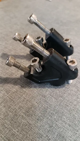 Alzas manillar 22 diámetro moto