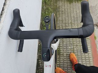 Bicicleta de carretera Eléctrica marca BH Irs1 1.6