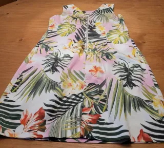 Vestido estampado flores tropicales