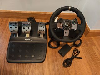 Volante Logitech G920 con Pedales