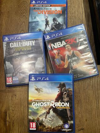 PlayStation 4 con mando y 4 juegos de regalo