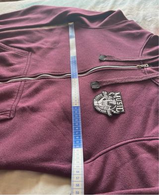 Sudadera con cremallera y capucha