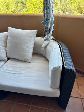 Sofa y cojines terraza kettal