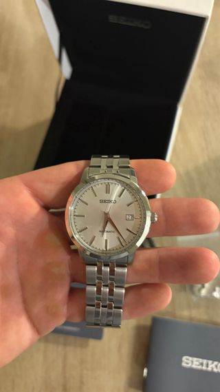 Reloj Seiko 41mm SRPH85K1, automático, plata.