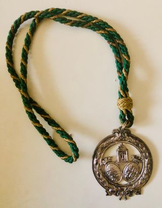 Medalla de la hermandad de la Pía Unión. Sevilla