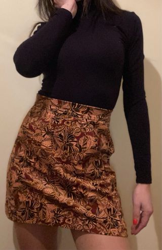 Falda Zara trafaluc de pana y elasticidad talla S