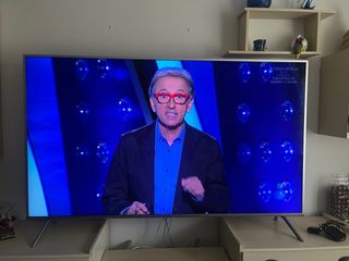 Televisión Samsung 75’