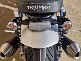 TRIUMPH SPEED TWIN 1200cc.
