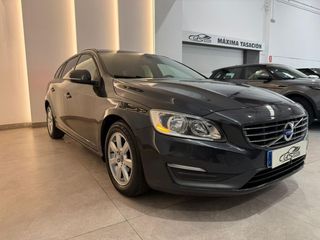 Volvo V60 Momentum