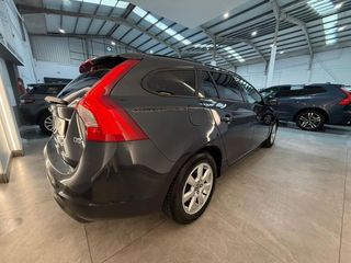 Volvo V60 Momentum
