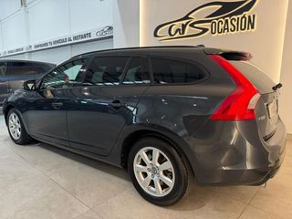 Volvo V60 Momentum