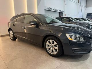 Volvo V60 Momentum