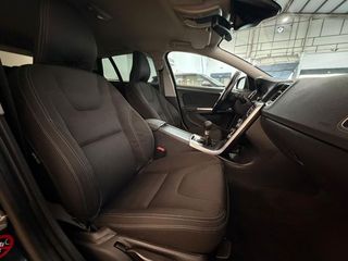 Volvo V60 Momentum