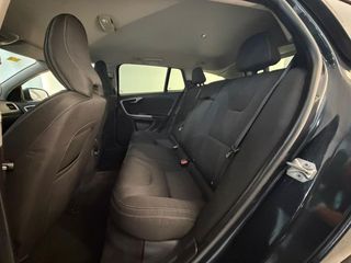 Volvo V60 Momentum