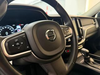 Volvo XC60 Momentum