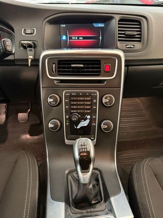 Volvo V60 2.0 D3 Kinetic