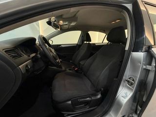 Volkswagen Jetta Advance