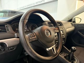 Volkswagen Jetta Advance