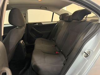 Volkswagen Jetta Advance