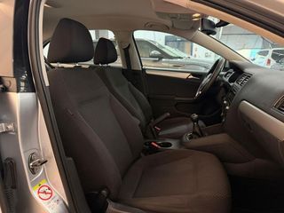 Volkswagen Jetta Advance