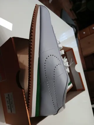 Zapatillas Nike Cortez Mujer Gris Verde