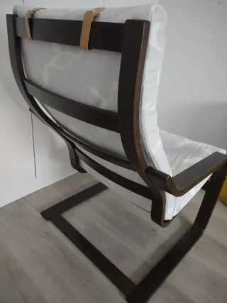 Sillón y reposapiés POÄNG