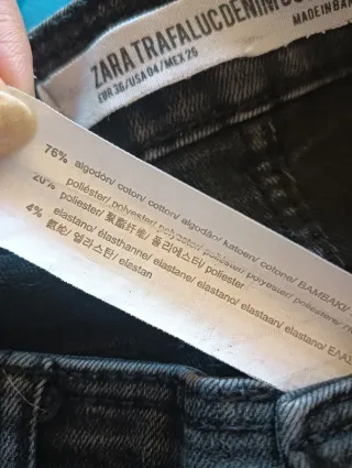 Jeans strappati neri elasticizzati Tg. S Zara