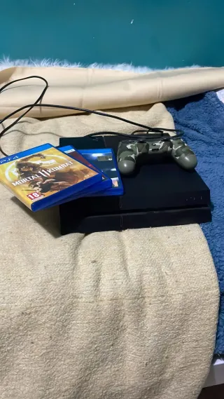 Ps4 più controller e 4 giochi