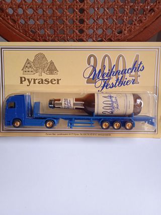 CAMIÓN JUGUETE COLECCIÓN PYRASER 2004 BOTELLA