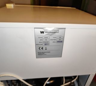 Nevera mini White-Westinghouse