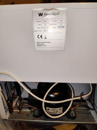 Nevera mini White-Westinghouse