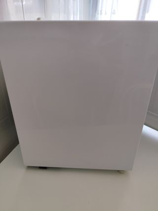 Nevera mini White-Westinghouse. Como nuevo.
