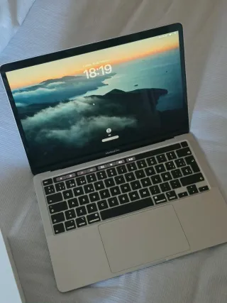 Portátil Apple MacBook Pro