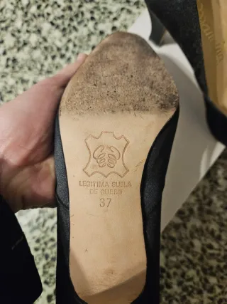 Tacones Manolita negros