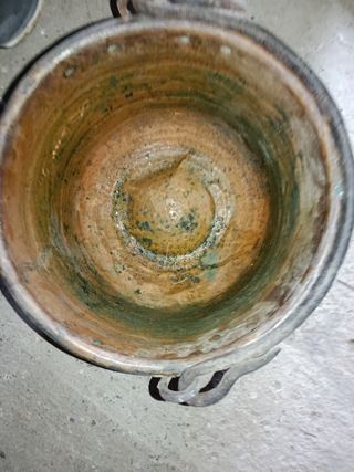 Caldero de Cobre Antiguo con Asa de Hierro Forjado