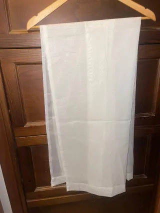 tenda bianca a puois