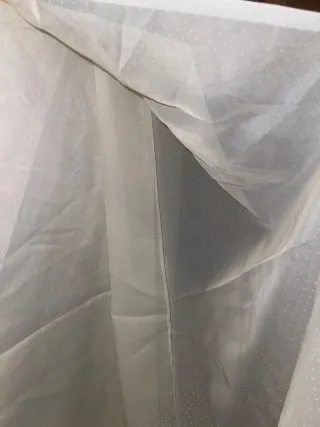 tenda bianca a puois