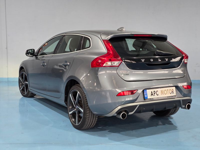 Volvo S40 2014, foto 4