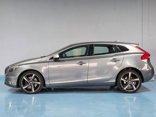 Volvo V40 2014 2.0 D3 RDESING