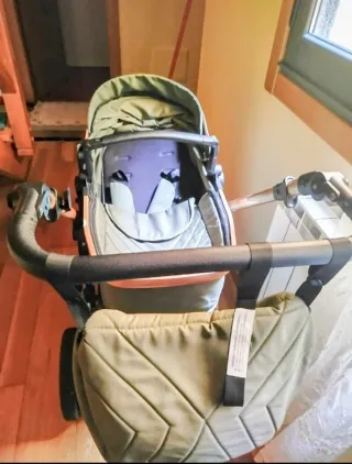 Cochecito de niño como nuevo
