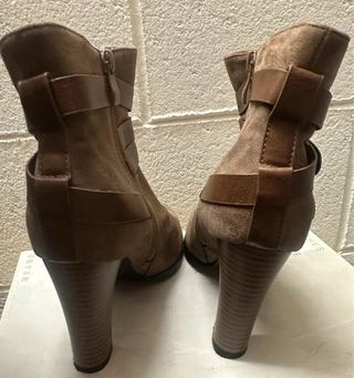 Stivaletti scamosciati donna n.37