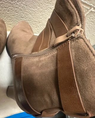 Stivaletti scamosciati donna n.37