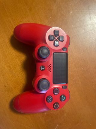 Play Station 4 + Mando inalàmbrico