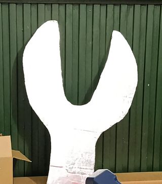 Disfraces varios de barbacoa y complementoa