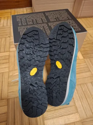 Botas Asolo Field GV talla 40 2/3