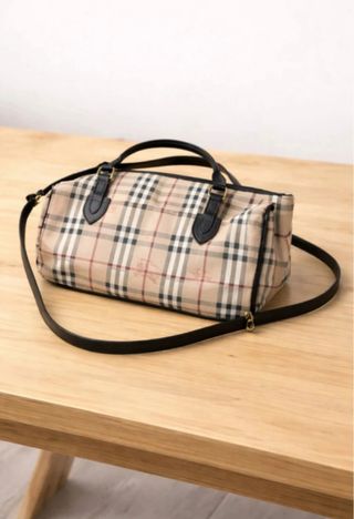 Beautiful Burberry handbag