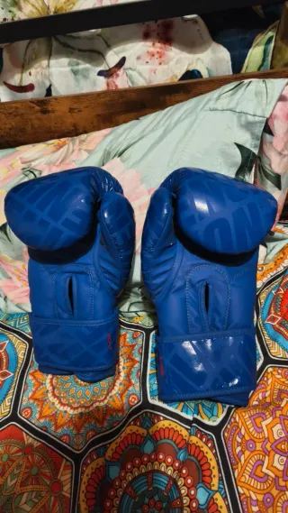 Guantes Boxeo Venum 14 oz Azul con estampado