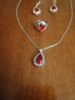 Set collana orecchini e anello