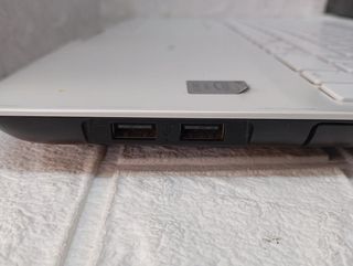 Portatil Sony SVF153A1YM  (1763)